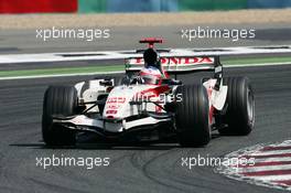 15.07.2006 Magny Cours, France,  Rubens Barrichello (BRA), Honda Racing F1 Team, RA106  - Formula 1 World Championship, Rd 11, French Grand Prix, Saturday Practice