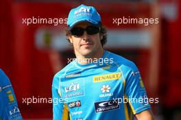 15.07.2006 Magny Cours, France,  Fernando Alonso (ESP), Renault F1 Team - Formula 1 World Championship, Rd 11, French Grand Prix, Saturday