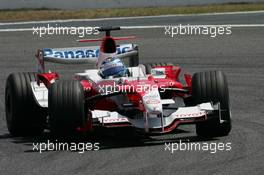 15.07.2006 Magny Cours, France,  Jarno Trulli (ITA), Toyota Racing, TF106 - Formula 1 World Championship, Rd 11, French Grand Prix, Saturday Qualifying