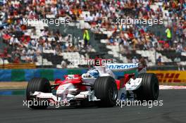 15.07.2006 Magny Cours, France,  Jarno Trulli (ITA), Toyota Racing TF106 - Formula 1 World Championship, Rd 11, French Grand Prix, Saturday Qualifying