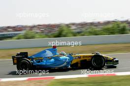 15.07.2006 Magny Cours, France,  Fernando Alonso (ESP), Renault F1 Team, R26 - Formula 1 World Championship, Rd 11, French Grand Prix, Saturday Practice