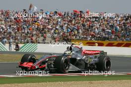 15.07.2006 Magny Cours, France,  Pedro de la Rosa (ESP), McLaren Mercedes, MP4-21 - Formula 1 World Championship, Rd 11, French Grand Prix, Saturday Qualifying