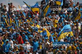 15.07.2006 Magny Cours, France,  Renault Fans at the circuit - Formula 1 World Championship, Rd 11, French Grand Prix, Saturday Qualifying