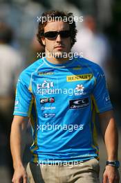 15.07.2006 Magny Cours, France,  Fernando Alonso (ESP), Renault F1 Team - Formula 1 World Championship, Rd 11, French Grand Prix, Saturday