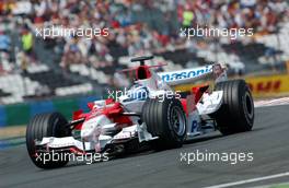 15.07.2006 Magny Cours, France,  Jarno Trulli (ITA), Toyota Racing TF106 - Formula 1 World Championship, Rd 11, French Grand Prix, Saturday Qualifying