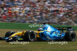 15.07.2006 Magny Cours, France,  Giancarlo Fisichella (ITA), Renault F1 Team R26 - Formula 1 World Championship, Rd 11, French Grand Prix, Saturday Qualifying