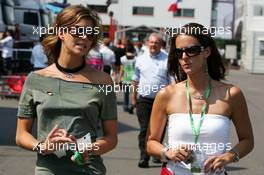 16.07.2006 Magny Cours, France,  Girls in the paddock - Formula 1 World Championship, Rd 11, French Grand Prix, Sunday