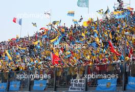 16.07.2006 Magny Cours, France,  Renault fans at the circuit - Formula 1 World Championship, Rd 11, French Grand Prix, Sunday