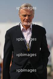 16.07.2006 Magny Cours, France,  Max Mosley (GBR), FIA President - Formula 1 World Championship, Rd 11, French Grand Prix, Sunday