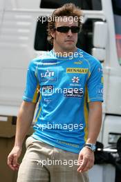 13.07.2006 Magny Cours, France,  Fernando Alonso (ESP), Renault F1 Team, Portrait - Formula 1 World Championship, Rd 11, French Grand Prix, Thursday