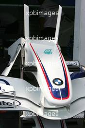 13.07.2006 Magny Cours, France,  BMW Sauber front wing with the new vertical winglets - Formula 1 World Championship, Rd 11, French Grand Prix, Thursday