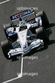 09.06.2006 Silverstone, England,  Nick Heidfeld (GER), BMW Sauber F1 Team, F1.06 - Formula 1 World Championship, Rd 8, British Grand Prix, Friday Practice