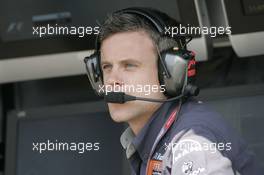 09.06.2006 Silverstone, England,  Dominic Harlow (GBR), MF1 Racing, race engineer - Formula 1 World Championship, Rd 8, British Grand Prix, Friday Practice