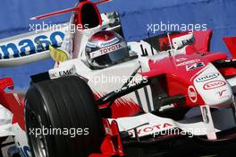 09.06.2006 Silverstone, England,  Jarno Trulli (ITA), Toyota Racing - Formula 1 World Championship, Rd 8, British Grand Prix, Friday Practice