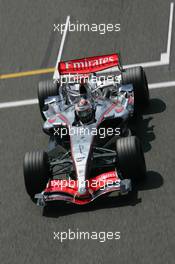 09.06.2006 Silverstone, England,  Kimi Raikkonen (FIN), Räikkönen, McLaren Mercedes, MP4-21 - Formula 1 World Championship, Rd 8, British Grand Prix, Friday Practice