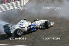 09.06.2006 Silverstone, England,  Andy Priaulx, GBR, in the BMW Pit Lane Theme Park - Formula 1 World Championship, Rd 8, British Grand Prix, Friday Practice