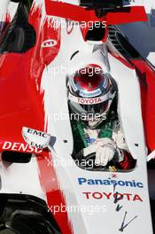 10.06.2006 Silverstone, England,  Jarno Trulli (ITA), Toyota Racing, TF106 - Formula 1 World Championship, Rd 8, British Grand Prix, Saturday Practice