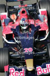 10.06.2006 Silverstone, England,  Vitantonio Liuzzi (ITA), Scuderia Toro Rosso, STR01 - Formula 1 World Championship, Rd 8, British Grand Prix, Saturday Practice