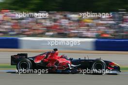 10.06.2006 Silverstone, England,  Scott Speed (USA), Scuderia Toro Rosso, STR01 - Formula 1 World Championship, Rd 8, British Grand Prix, Saturday Qualifying