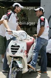 08.06.2006 Silverstone, England,  Jenson Button (GBR), Honda Racing F1 Team and Rubens Barrichello (BRA), Honda Racing F1 Team - Formula 1 World Championship, Rd 8, British Grand Prix, Thursday
