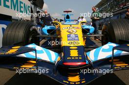 08.06.2006 Silverstone, England,  Fernando Alonso (ESP), Renault F1 Team, R26 - Formula 1 World Championship, Rd 8, British Grand Prix, Thursday