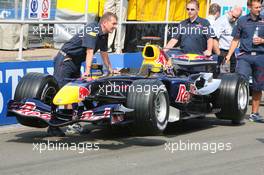 08.06.2006 Silverstone, England,  David Coulthard (GBR), Red Bull Racing, RB2 - Formula 1 World Championship, Rd 8, British Grand Prix, Thursday