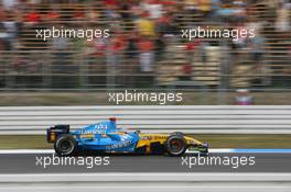 28.07.2006 Hockenheim, Germany,  Fernando Alonso (ESP), Renault F1 Team, R26 - Formula 1 World Championship, Rd 12, German Grand Prix, Friday Practice