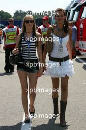 30.07.2006 Hockenheim, Germany,  girl - Formula 1 World Championship, Rd 12, German Grand Prix, Sunday Grid Girl