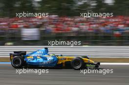 30.07.2006 Hockenheim, Germany,  Giancarlo Fisichella (ITA), Renault F1 Team, R26 - Formula 1 World Championship, Rd 12, German Grand Prix, Sunday Race