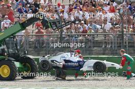 30.07.2006 Hockenheim, Germany,  Jacques Villeneuve (CDN), BMW Sauber F1 Team, F1.06, crashed - Formula 1 World Championship, Rd 12, German Grand Prix, Sunday Race