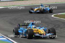 30.07.2006 Hockenheim, Germany,  Fernando Alonso (ESP), Renault F1 Team, R26 - Formula 1 World Championship, Rd 12, German Grand Prix, Sunday Race