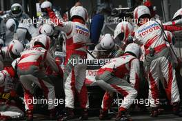 30.07.2006 Hockenheim, Germany,  PIT STOP - Ralf Schumacher (GER), Toyota Racing - Formula 1 World Championship, Rd 12, German Grand Prix, Sunday Race