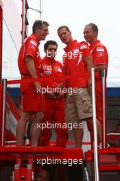 30.07.2006 Hockenheim, Germany,  Chris Dyer (AUS), Scuderia Ferrari, Race Engineer and Michael Schumacher (GER), Scuderia Ferrari - Formula 1 World Championship, Rd 12, German Grand Prix, Sunday