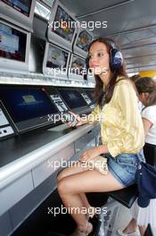 27.07.2006 Hockenheim, Germany,  Red Bull Formula Unas Girl Girls Lady Ladies Women Babe Babes Chick Chicks - Formula 1 World Championship, Rd 12, German Grand Prix, Thursday