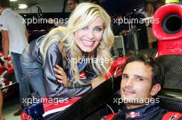 27.07.2006 Hockenheim, Germany,  Vitantonio Liuzzi (ITA), Scuderia Toro Rosso and Sophie Gassmann, Red Bull Formula Unas Girl Girls Lady Ladies Women Babe Babes Chick Chicks - Formula 1 World Championship, Rd 12, German Grand Prix, Thursday