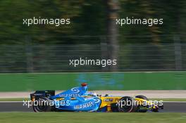 08.09.2006 Monza, Italy,  Fernando Alonso (ESP), Renault F1 Team, R26 - Formula 1 World Championship, Rd 15, Italian Grand Prix, Friday Practice