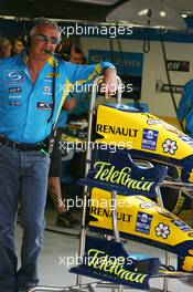 08.09.2006 Monza, Italy,  Flavio Briatore (ITA), Renault F1 Team, Team Chief, Managing Director - Formula 1 World Championship, Rd 15, Italian Grand Prix, Friday