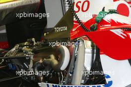 08.09.2006 Monza, Italy,  Toyota Racing, TF106, Engine - Formula 1 World Championship, Rd 15, Italian Grand Prix, Friday Practice