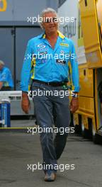 08.09.2006 Monza, Italy,  Flavio Briatore (ITA), Renault F1 Team, Team Chief, Managing Director - Formula 1 World Championship, Rd 15, Italian Grand Prix, Friday Practice