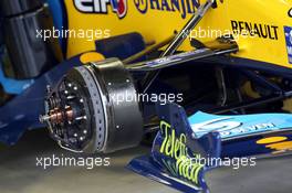08.09.2006 Monza, Italy,  Front break disk of a Renault - Formula 1 World Championship, Rd 15, Italian Grand Prix, Friday Practice