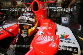 08.09.2006 Monza, Italy,  Tiago Monteiro (POR), Midland MF1 Racing, Pitlane, Box, Garage - Formula 1 World Championship, Rd 15, Italian Grand Prix, Friday Practice