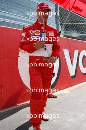 10.09.2006 Monza, Italy,  Michael Schumacher (GER), Scuderia Ferrari - Formula 1 World Championship, Rd 15, Italian Grand Prix, Sunday Pre-Race Grid