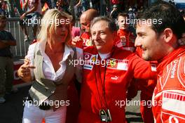 10.09.2006 Monza, Italy,  Corina Schumacher (GER), Corinna, Wife of Michael Schumacher, Jean Todt (FRA), Scuderia Ferrari, Teamchief, General Manager, Team Principal - Formula 1 World Championship, Rd 15, Italian Grand Prix, Sunday Podium