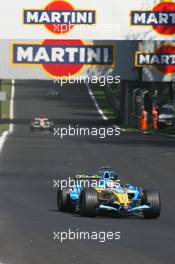 10.09.2006 Monza, Italy,  Giancarlo Fisichella (ITA), Renault F1 Team, R26 - Formula 1 World Championship, Rd 15, Italian Grand Prix, Sunday Race