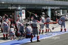 10.09.2006 Monza, Italy,  Spyker MF1 Racing, Pit Crew - Formula 1 World Championship, Rd 15, Italian Grand Prix, Sunday Race