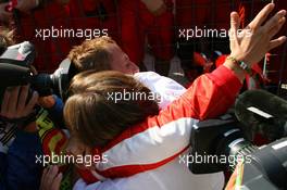 10.09.2006 Monza, Italy,  Michael Schumacher (GER), Scuderia Ferrari and Luca di Montezemolo (ITA), Scuderia Ferrari, Fiat President, Chairman & Managing Director - Formula 1 World Championship, Rd 15, Italian Grand Prix, Sunday Race