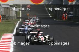 10.09.2006 Monza, Italy,  Rubens Barrichello (BRA), Honda Racing F1 Team, Nico Rosberg (GER), WilliamsF1 Team - Formula 1 World Championship, Rd 15, Italian Grand Prix, Sunday Race