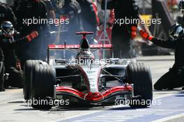 10.09.2006 Monza, Italy,  Kimi Raikkonen (FIN), Räikkönen, McLaren Mercedes, MP4-21 - Formula 1 World Championship, Rd 15, Italian Grand Prix, Sunday Race