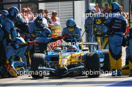 10.09.2006 Monza, Italy,  Giancarlo Fisichella (ITA), Renault F1 Team, R26 - Formula 1 World Championship, Rd 15, Italian Grand Prix, Sunday Race