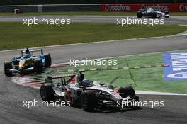 10.09.2006 Monza, Italy,  Jenson Button (GBR), Honda Racing F1 Team, Fernando Alonso (ESP), Renault F1 Team - Formula 1 World Championship, Rd 15, Italian Grand Prix, Sunday Race